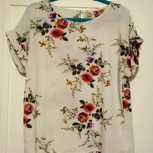 Women's xl floral top